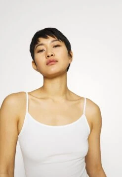 Anna Field 3er PACK - Top - White/white/white 11 Anna Field 3er PACK - Top - White/white/white -Anna Field 326f499e56bf457b86020cc672d7f6e1