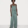 Anna Field Jumpsuit - Light Green 1 Anna Field Jumpsuit - Light Green -Anna Field 57bc7643fed24d888cfbaf30312e3016