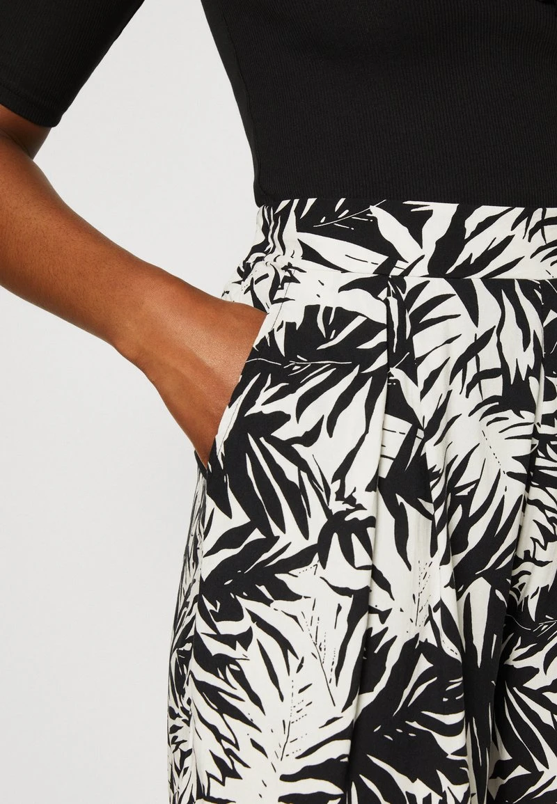 Anna Field Shorts - Black/off-white 6 Anna Field Shorts - Black/off-white – Bild 4